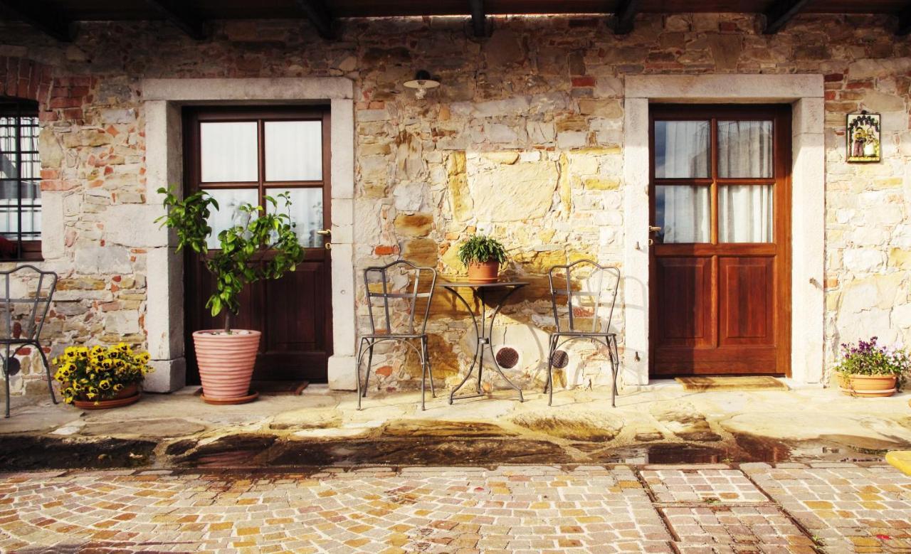 Agriturismo L'Uva E Le Stelle Faedis Extérieur photo